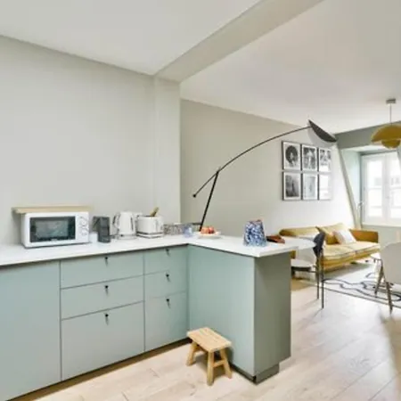 Charming Nest In Apartment
