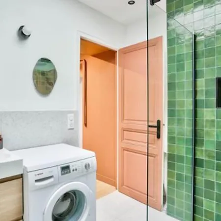 Apartment Charming Nest In