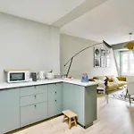 Charming Nest In Appartement