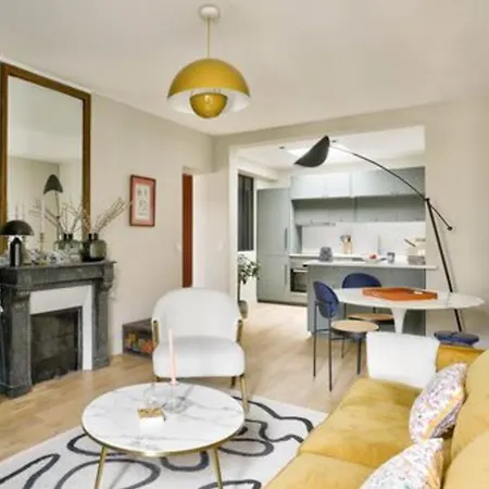 Appartamento Charming Nest In Parigi